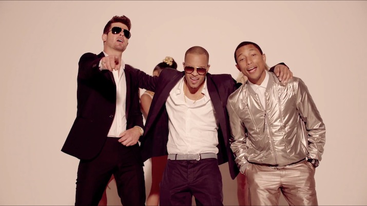 “Blurred Lines” дууны уран бүтээлчид шүүхэд дуудагджээ